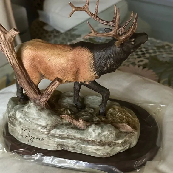 Home interiors and gifts Discontinued Gentle Giant Elk Masterpiece Porcelain - Picture 7 of 15